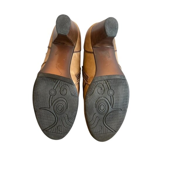 L'Artiste by Spring Step Bambco Leather Buckle Booties Floral Embroidery Size 38 - Picture 9 of 11